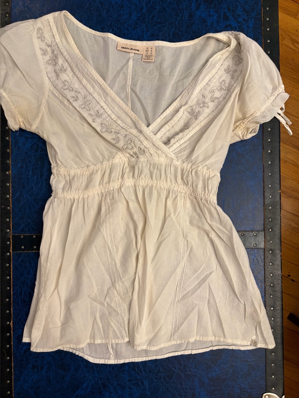 Dkny Cream V-Neck Embroidered Peasant Top